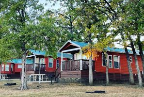 cheap bungalow campsites in dallas The Vineyards Campground & Cabins