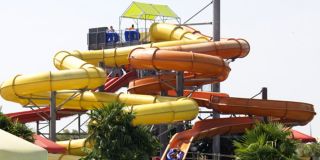 giant slides in dallas Bahama Beach Waterpark