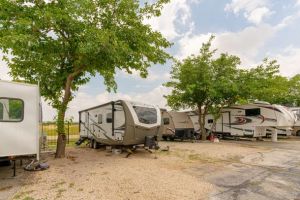 tent campsites dallas Sandy Lake MH & RV Resort